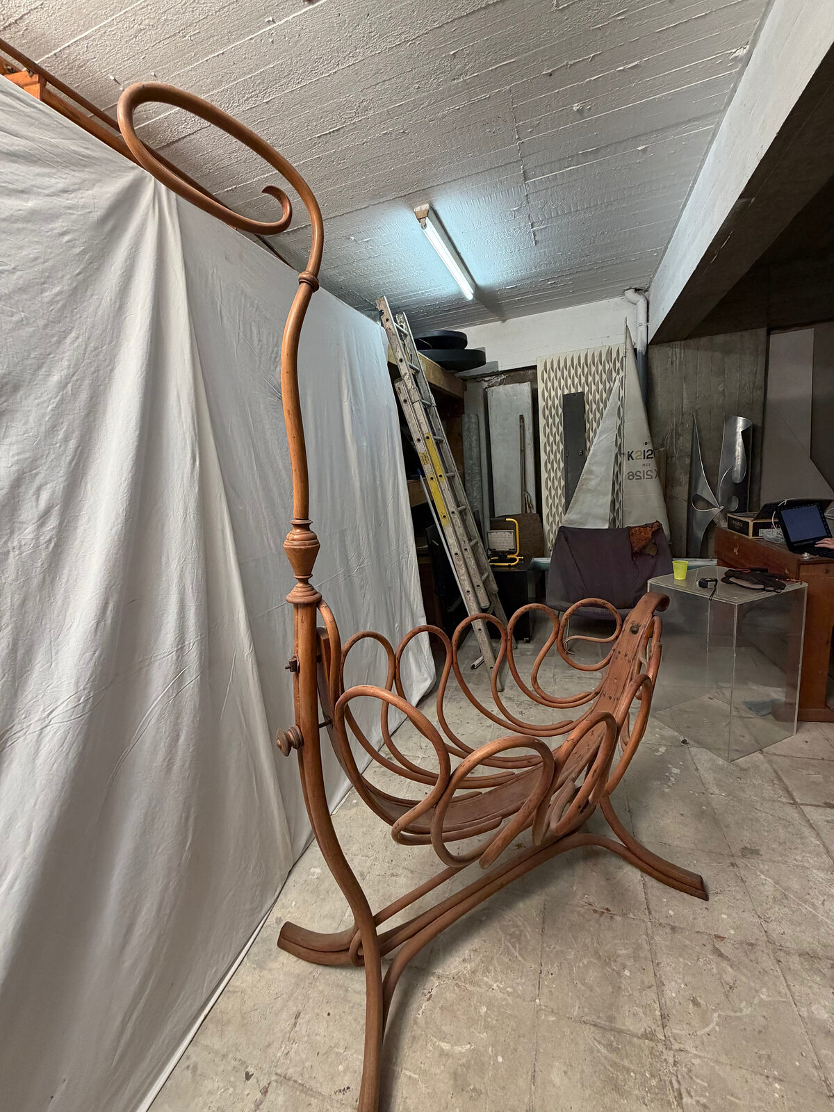 Wieg — Thonet