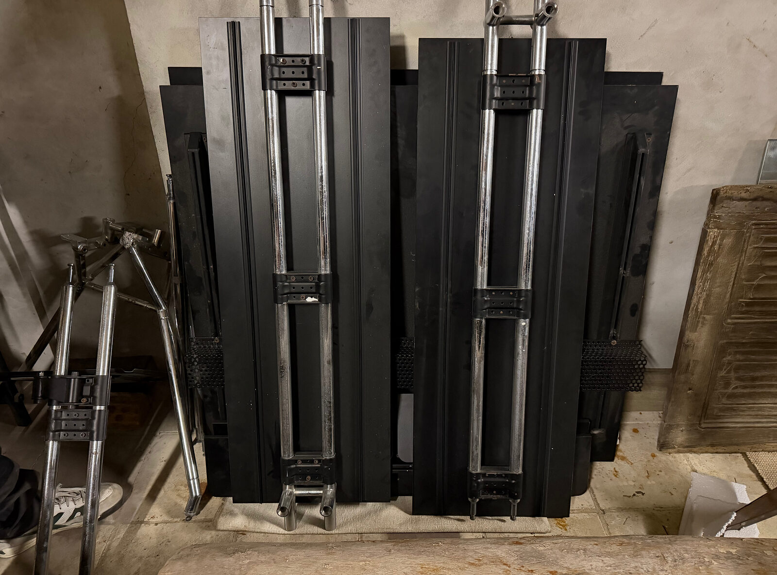 Tecno tafel 2X zwart blad